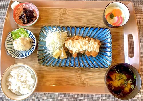 チキン南蛮定食	CHICKEN NANBAN TEISHOKU