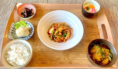 豚キムチ定食	BUTA KIMCHI TEISHOKU