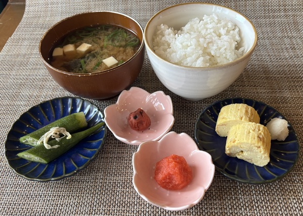 翌朝の朝食弁当	BreakfastNextMorning