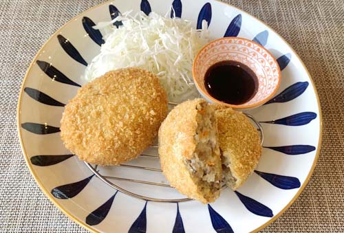 コロッケ	KOROKKE / CROQUETTES	